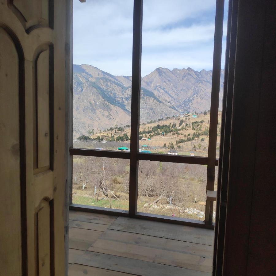 Sukun Hostel Sainj Экстерьер фото