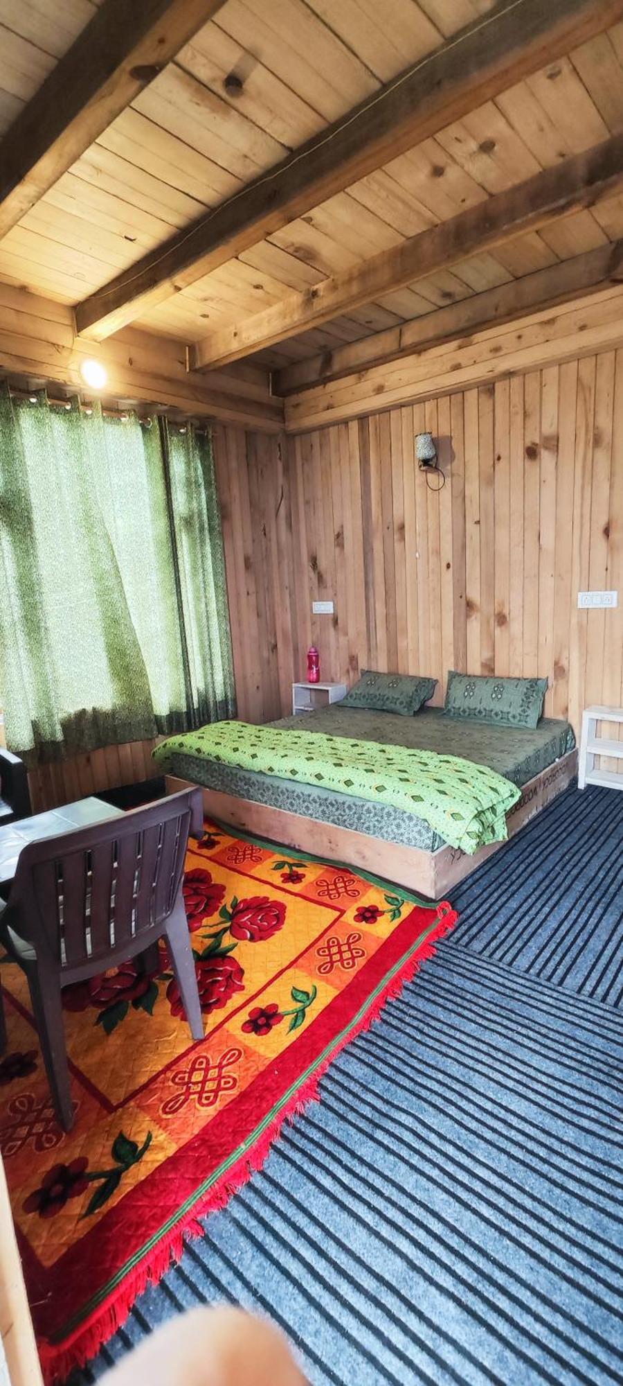Sukun Hostel Sainj Экстерьер фото
